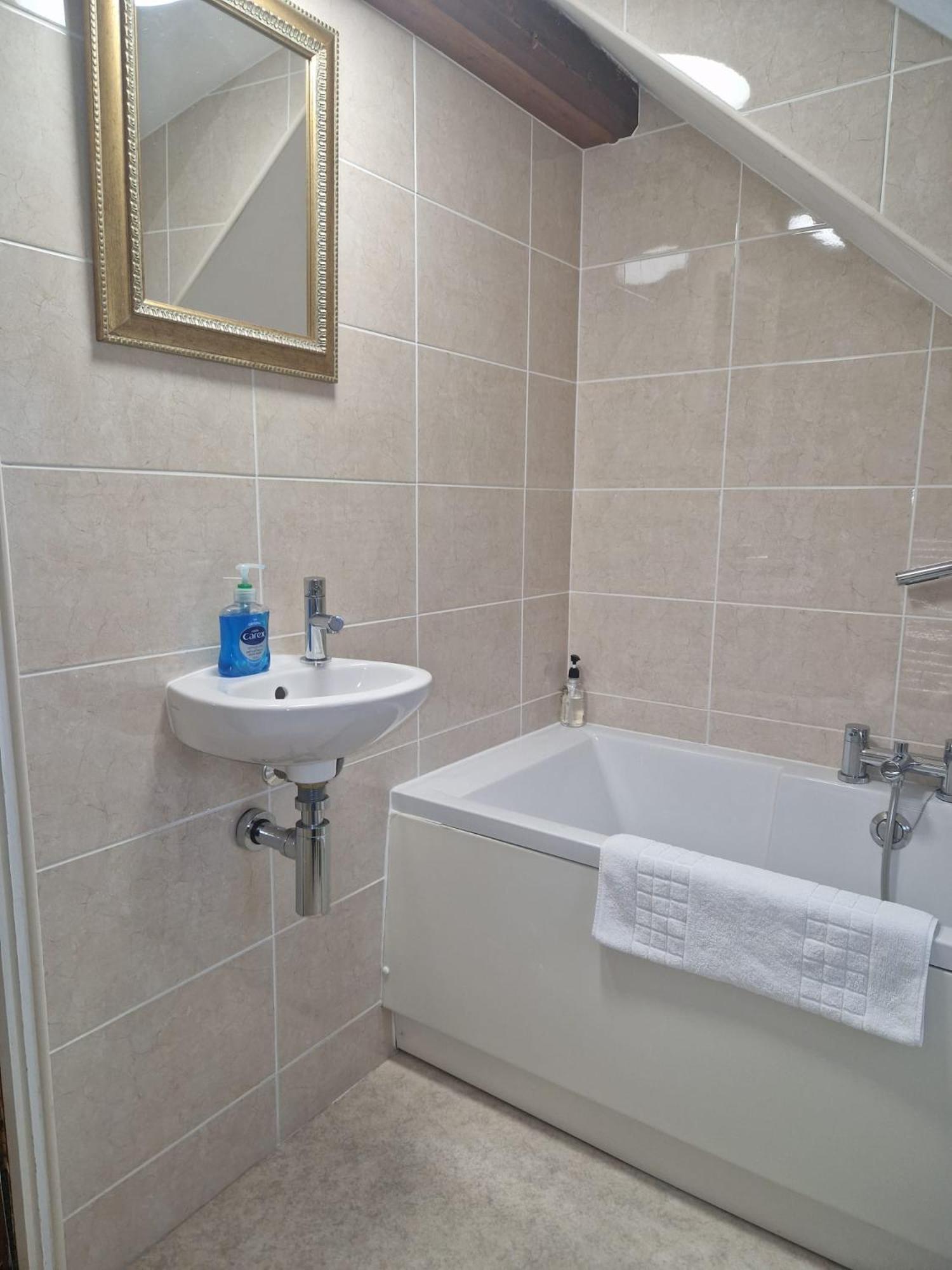 Hereford - Falcon House - Spacious 5 Bedroom House With Games Room - Sleeps 14 Guests - Great Property For Family & Friends Gathering Together - Hosted By Rentmyhouse Exterior foto